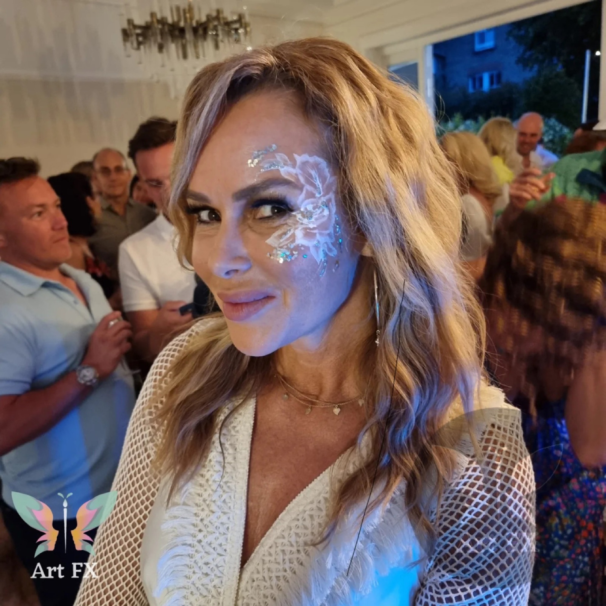 Glitter Bar - IMG_20220619_232110_479.jpg