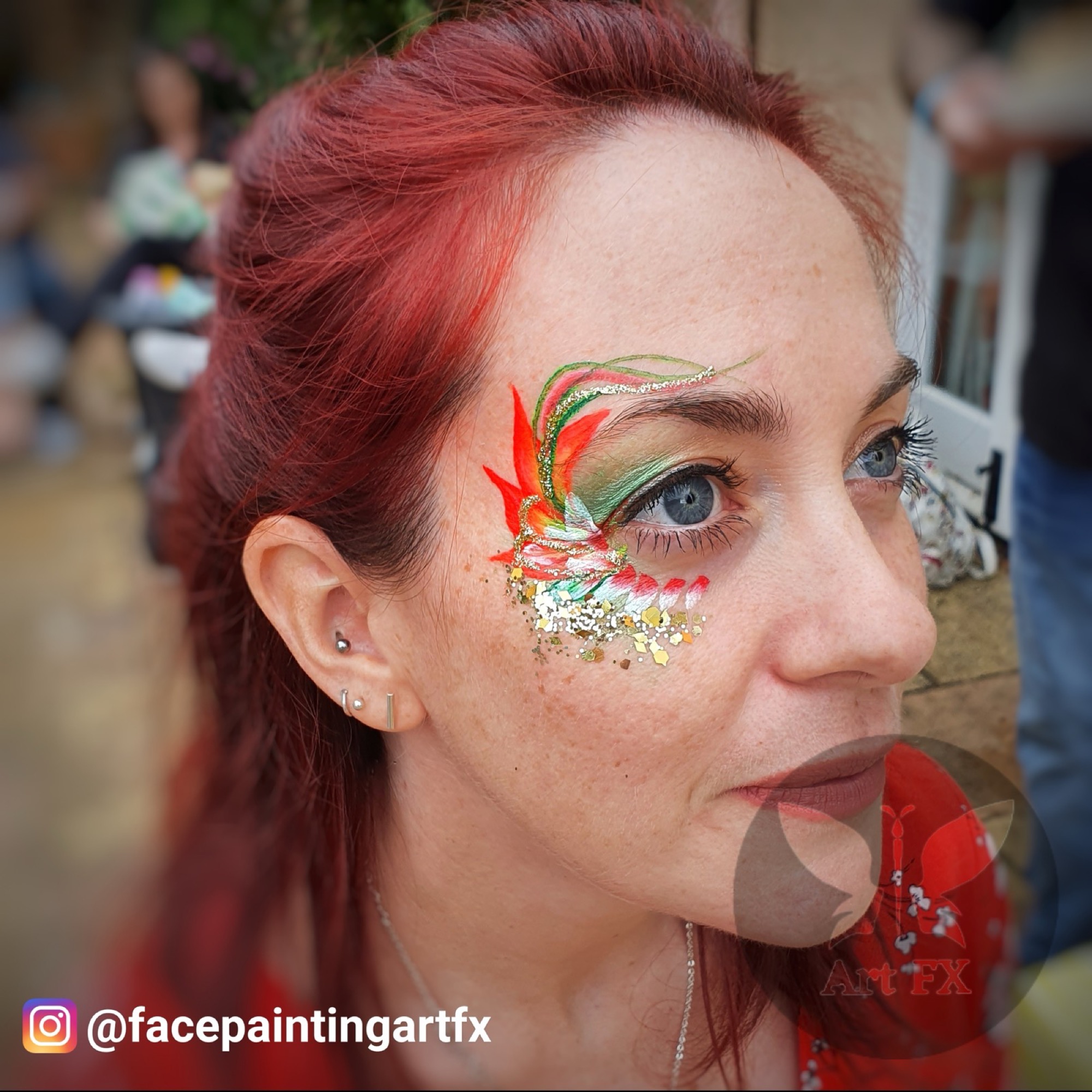 Glitter Bar - PhotoGrid_1627925051419.jpg